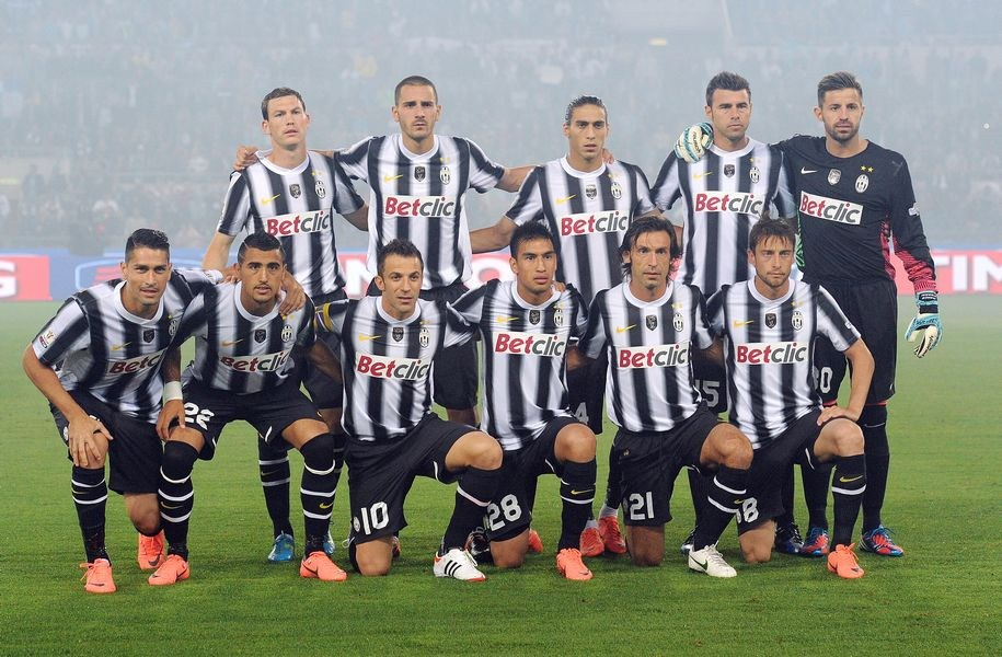 尤文图斯卫冕之路蜿蜒曲折,岌岌可危 尤文图斯卫冕之路蜿蜒曲折,岌岌可危