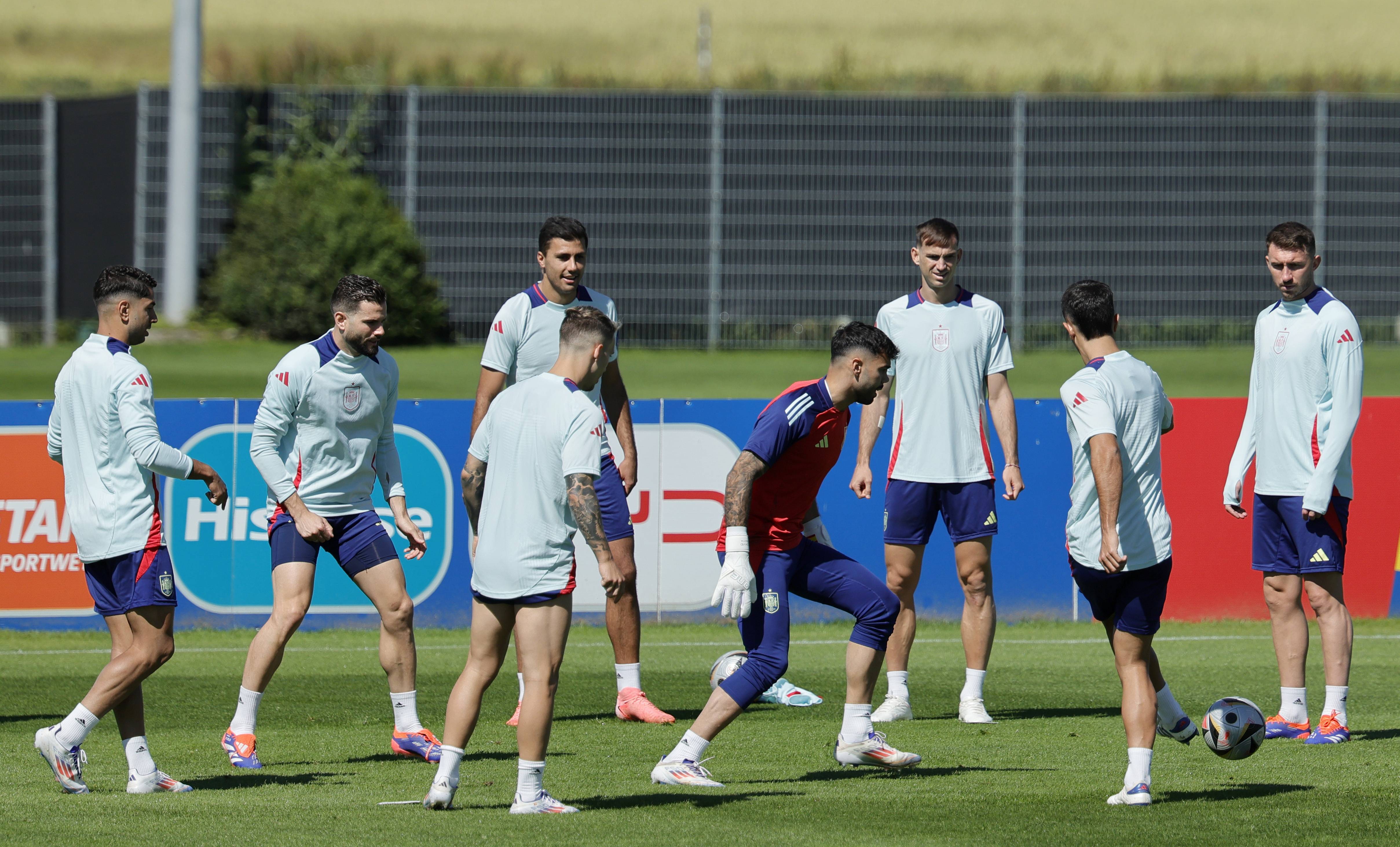 关于哥斯达黎加队备战欧预赛，期待取得突破的信息