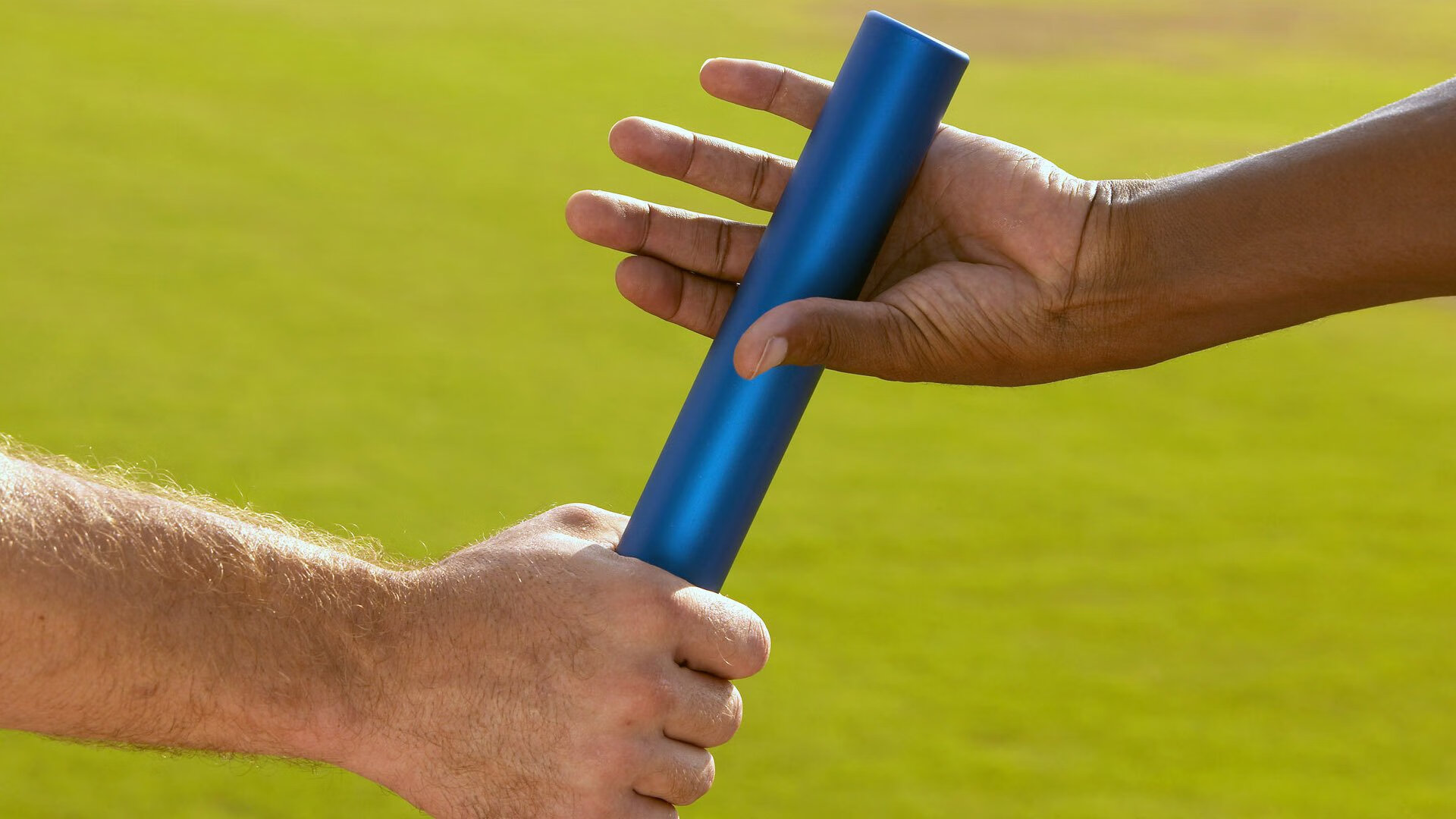 开云体育官方网站-温网轻取澳网，蒂姆惊艳四座，红土之王在草地绽放